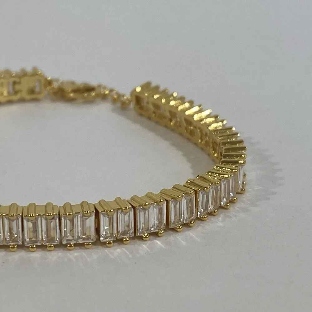 Caitlyn Minimalist Cubic Zirconia‎ 18k Gold Plated Tennis Bracelet With Box